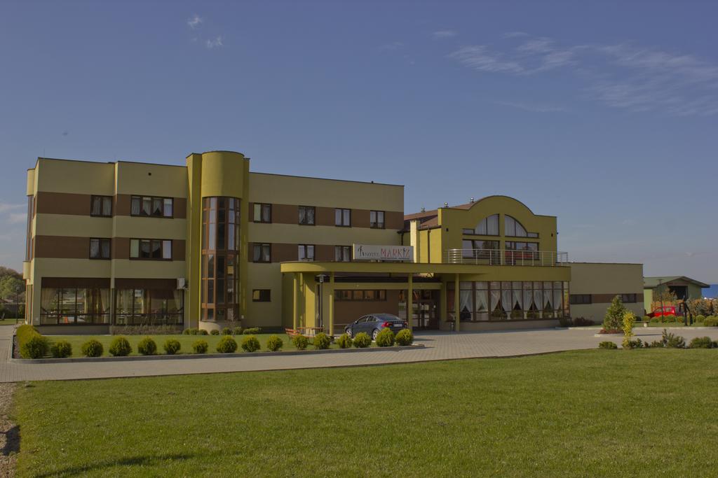 Markiz Lopuszno Exterior photo